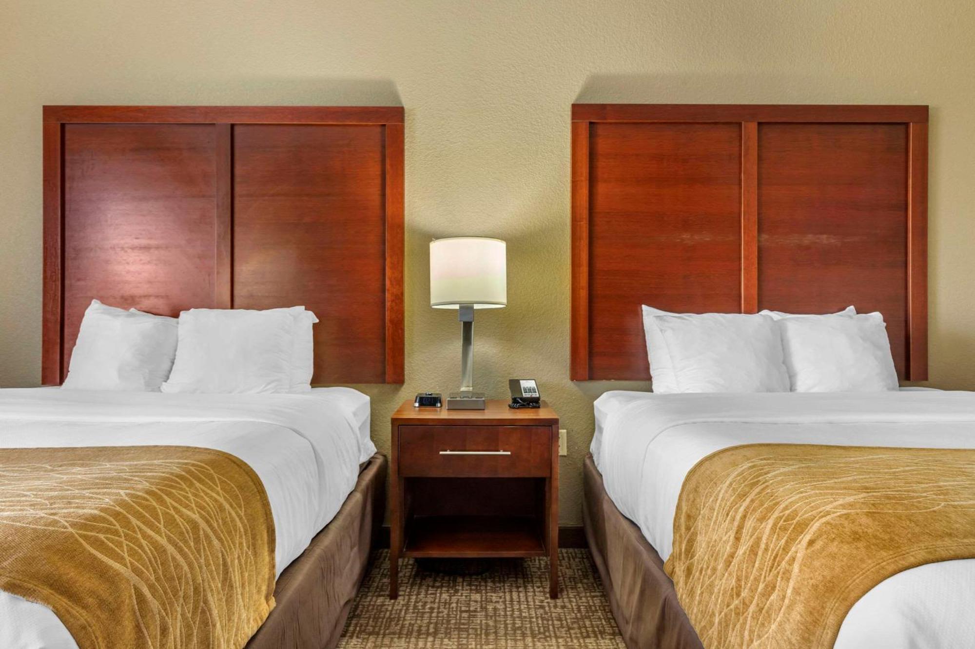 Hotel Comfort & I-40