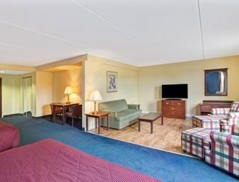 Hotel Comfort & I-40 Mocksville